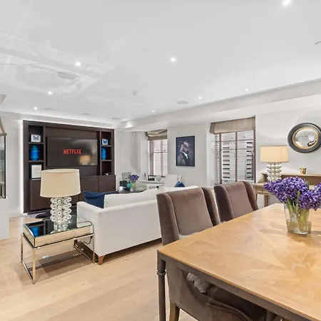 St James Park And Westminster Luxury Suite London Exterior photo